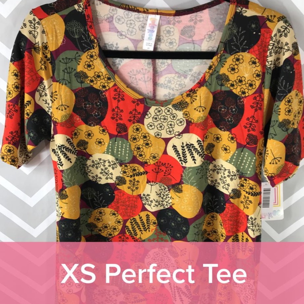 XS Lularoe Perfect T